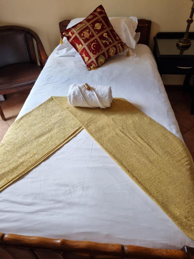 Camelia Guest House บลูมฟอนเทน ภายนอก รูปภาพ