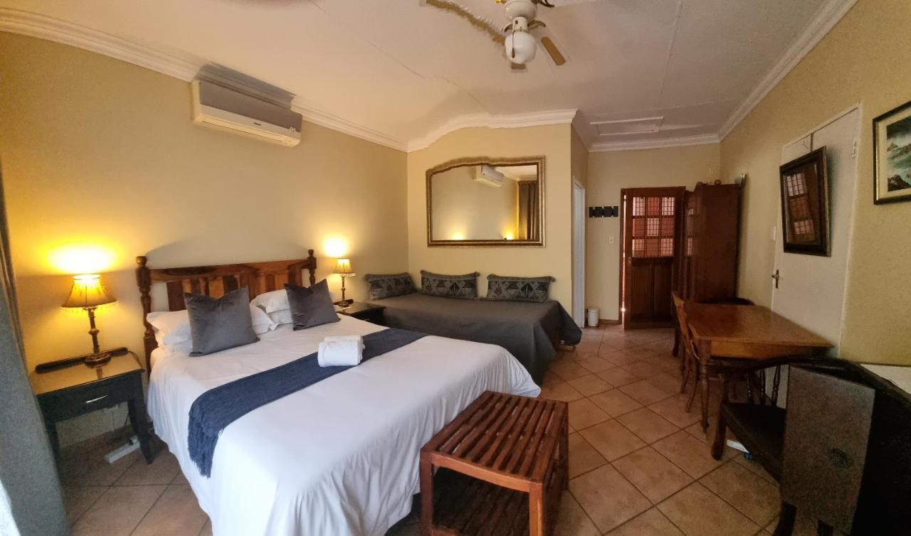 Camelia Guest House บลูมฟอนเทน ภายนอก รูปภาพ
