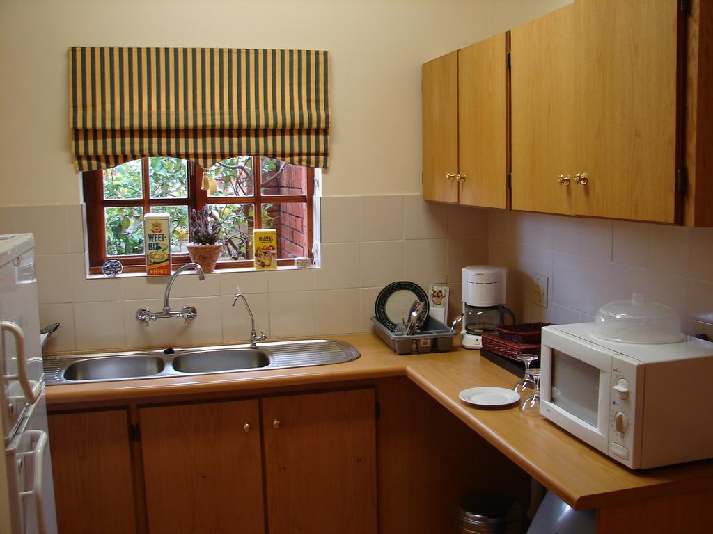 Camelia Guest House บลูมฟอนเทน ภายนอก รูปภาพ